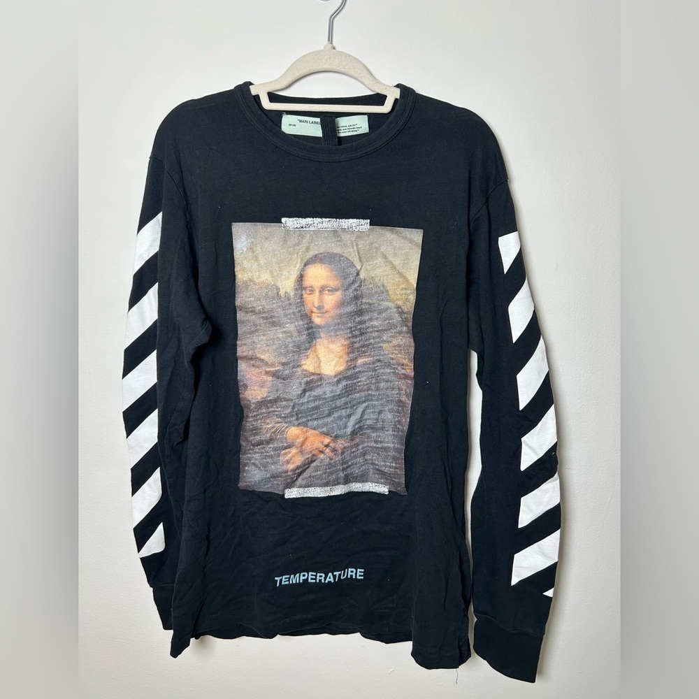 Off white t shirt